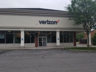 Cell Phone Store «Verizon», reviews and photos, 1773 E Main St, Mohegan Lake, NY 10547, USA