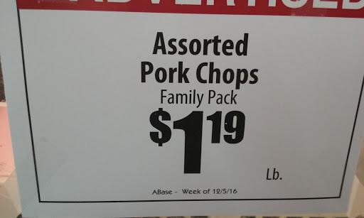 Grocery Store «Piggly Wiggly», reviews and photos, 3441 Fort Campbell Blvd # A, Clarksville, TN 37042, USA