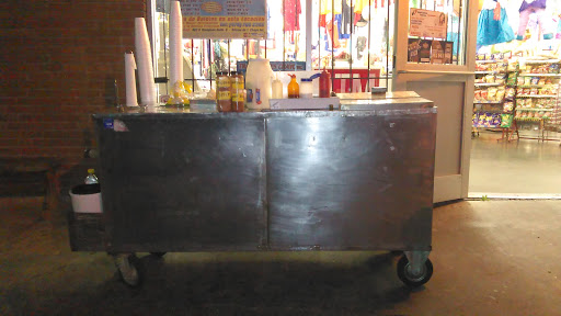 Sporting Goods Store «Deportes Y Mas», reviews and photos, 1517 SE 6th Ave, Topeka, KS 66607, USA