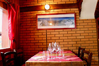 Atmosphère du Restaurant français La Crémerie des Aiguilles à Chamonix-Mont-Blanc - n°8