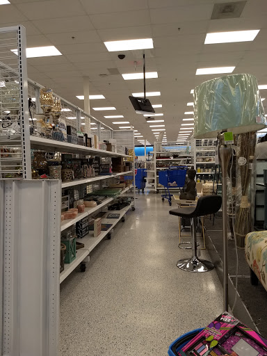 Clothing Store «Ross Dress for Less», reviews and photos, 170 E Stacy Rd, Allen, TX 75002, USA