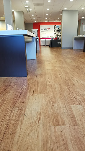 Cell Phone Store «Verizon», reviews and photos, 1211 NJ-73, Mt Laurel, NJ 08054, USA