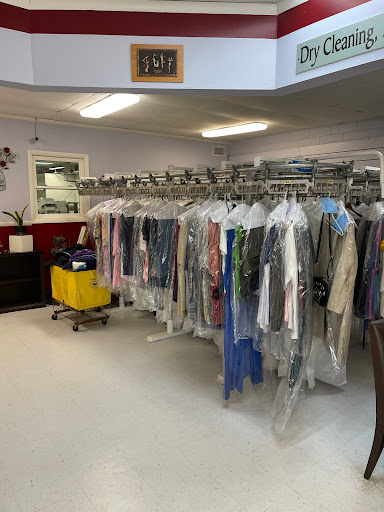 Dry Cleaner «Admiral Dry Cleaners», reviews and photos, 1640 Virginia Ave, College Park, GA 30337, USA