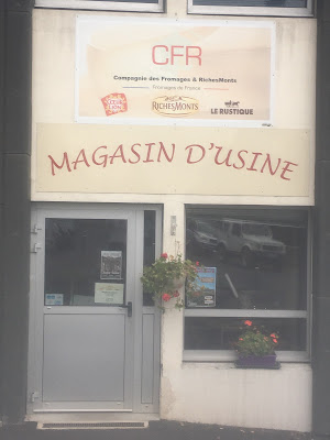 Compagnie des Fromages et Richesmonts & son magasin à Besse-et-Saint-Anastaise