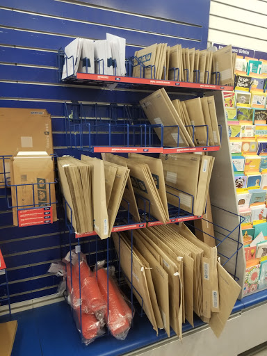 Post Office «United States Postal Service», reviews and photos, 2140 N Hollywood Way, Burbank, CA 91505, USA