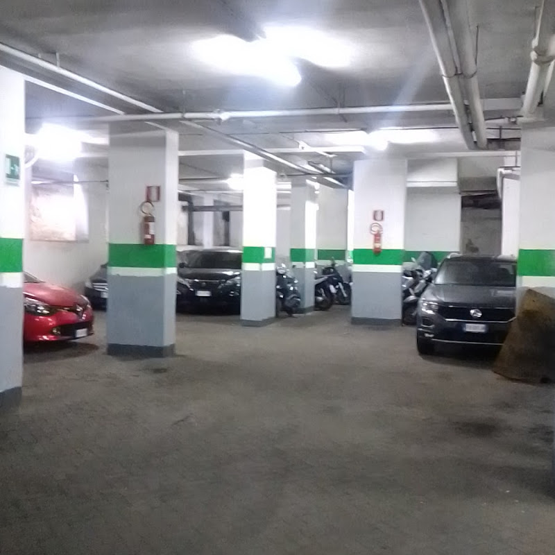 Garage Napoli Centro - Gioia Parking