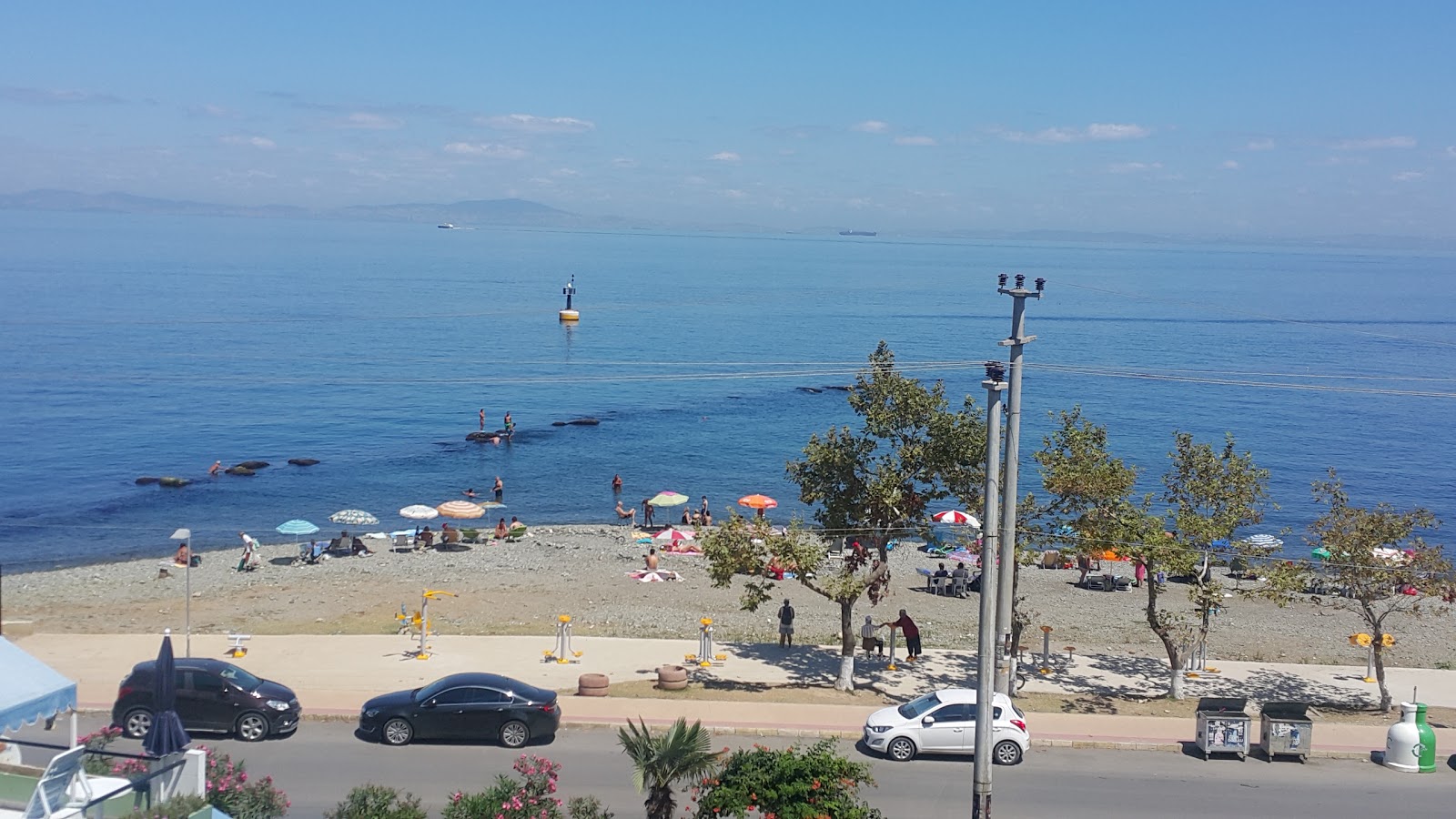 Cınarcık Plajı'in fotoğrafı ve yerleşim