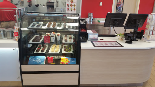 Gift Shop «Edible Arrangements», reviews and photos, 95 Barnes Rd, Wallingford, CT 06492, USA