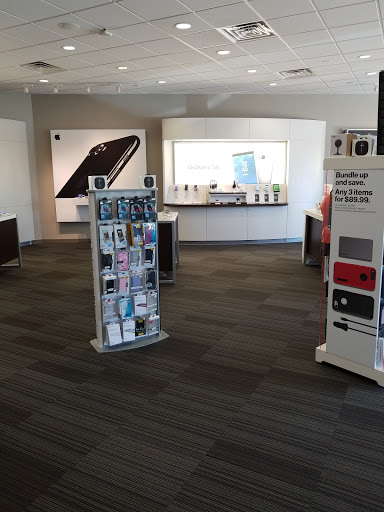 Cell Phone Store «Verizon», reviews and photos, 1860 Old Moultrie Rd, St Augustine, FL 32084, USA