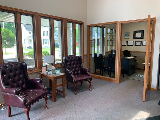 Auto Body Shop «Mid City Body Shop», reviews and photos, 6 W Channel St, Newark, OH 43055, USA