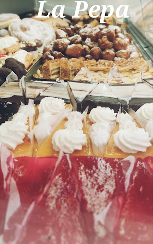 Pastelería y Panadería La Pepa en Cádiz