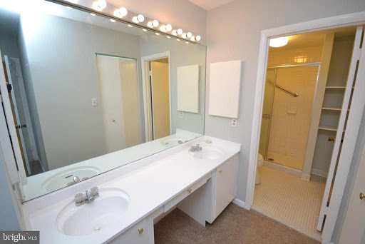 Used Car Dealer «CARCITY», reviews and photos, 533 E 25th St, Baltimore, MD 21218, USA