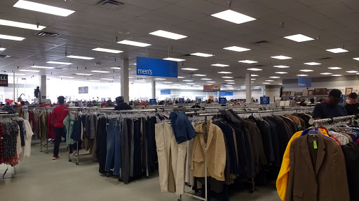 Thrift Store «Goodwill Aurora - E. Iliff», reviews and photos, 15509 E Iliff Ave, Aurora, CO 80013, USA