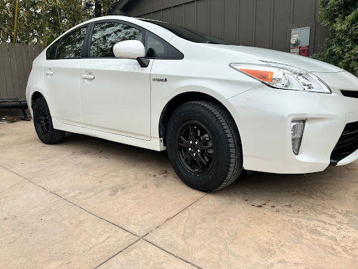 Prius Offroad image