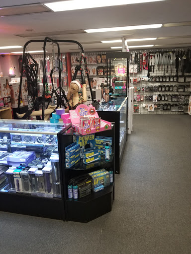 Lingerie Store «Lover Luxuries», reviews and photos, 6065 N Maple St, Omaha, NE 68104, USA