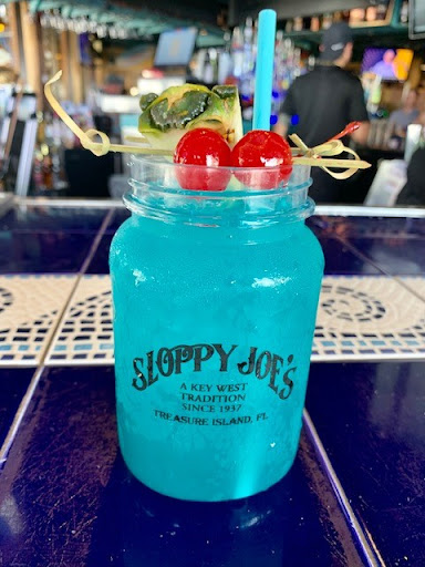 Beach Resort «Bilmar Beach Resort», reviews and photos, 10650 Gulf Blvd, Treasure Island, FL 33706, USA