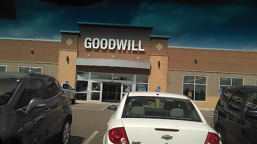 Thrift Store «Goodwill - Shakopee», reviews and photos, 4450 12th Ave E, Shakopee, MN 55379, USA