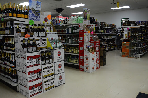 Liquor Store «B & L Liquor Store», reviews and photos, 1369 Main St, Houlton, WI 54082, USA