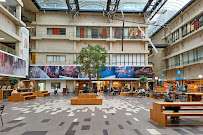 Amsterdam UMC, locatie AMC - Photo 4 - Car repair in Amsterdam, Netherlands, Utica