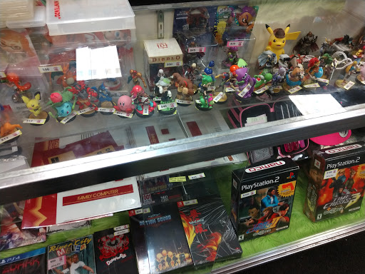 Video Game Store «Pink Gorilla University District», reviews and photos, 4341 University Way NE, Seattle, WA 98105, USA