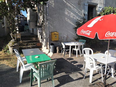 Gite, étape pèlerins, Vers Compostelle à St Jean de Laur à Saint-Jean-de-Laur