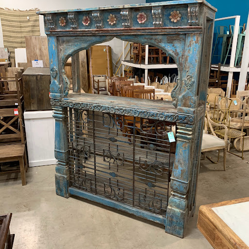 Furniture Store «Nadeau Dallas», reviews and photos, 1128 Longpoint Ave, Dallas, TX 75247, USA