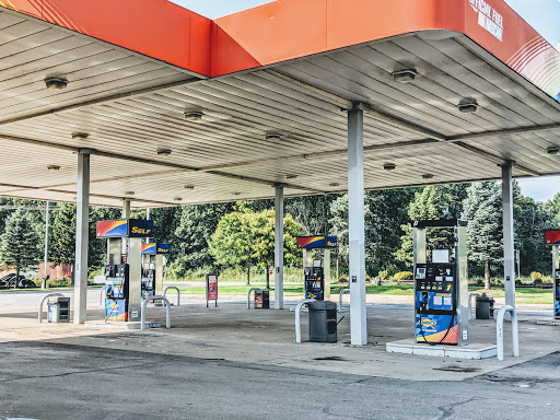 Gas Station «Sunoco Gas Station», reviews and photos, 35777 S Huron Rd, New Boston, MI 48164, USA