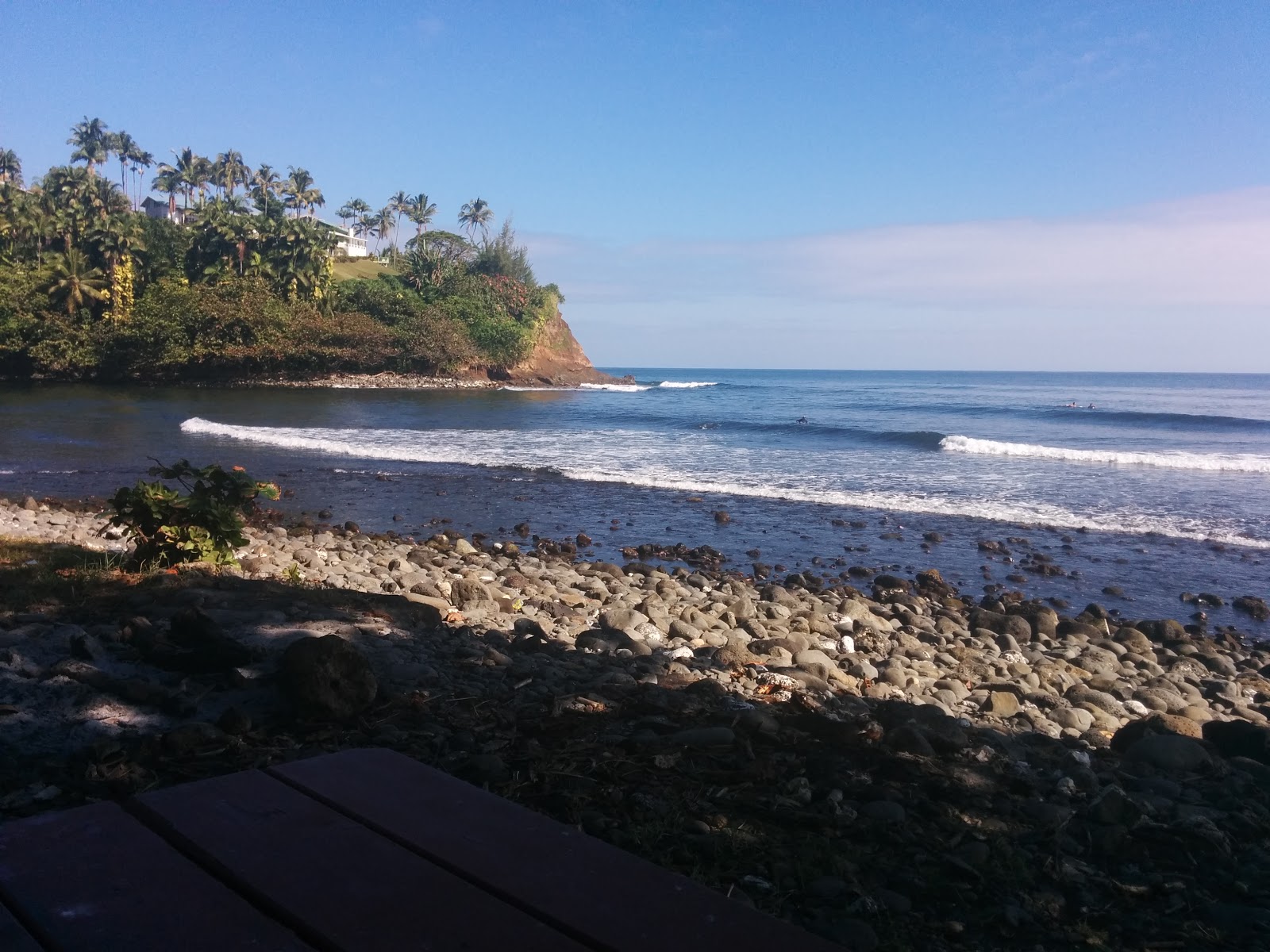 Foto de Honoli'i Beach ubicado en área natural