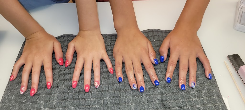 Frenchie's Nail Salon 04456