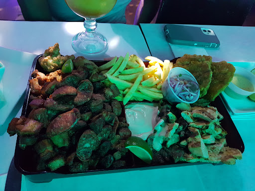 Ecuadorian Restaurant «Sabor Latino Restaurant», reviews and photos, 95-35 40th Rd, Queens, NY 11373, USA