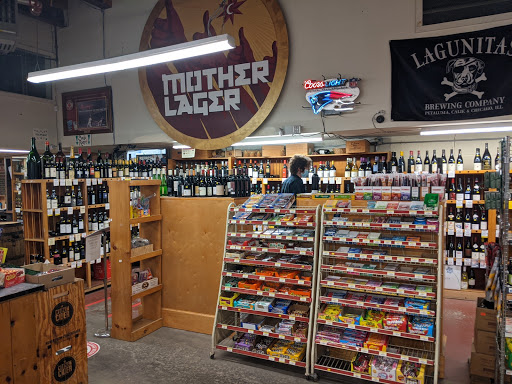 Liquor Store «Beverage Warehouse», reviews and photos, 1 East St, Winooski, VT 05404, USA