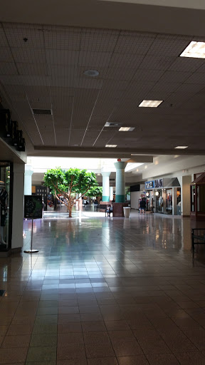 Shopping Mall «Foxcroft Towne Center at Martinsburg», reviews and photos, 800 Foxcroft Ave, Martinsburg, WV 25401, USA