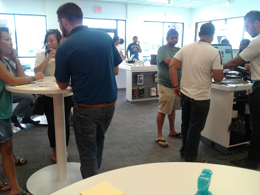 Cell Phone Store «AT&T Authorized Retailer - Hurstbourne Pkwy», reviews and photos, 1890 S Hurstbourne Pkwy Ste 1, Louisville, KY 40220, USA