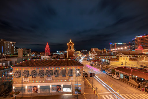 Jewelry Store «Tiffany & Co.», reviews and photos, 301 Nichols Rd, Kansas City, MO 64112, USA