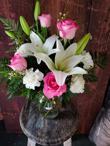 Florist «Sunshine Floral», reviews and photos, 1903 George St, La Crosse, WI 54603, USA