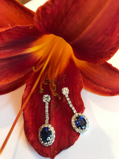 Jewelry Store «Secréte Jewelry», reviews and photos, 10227 Old Georgetown Rd, Bethesda, MD 20814, USA