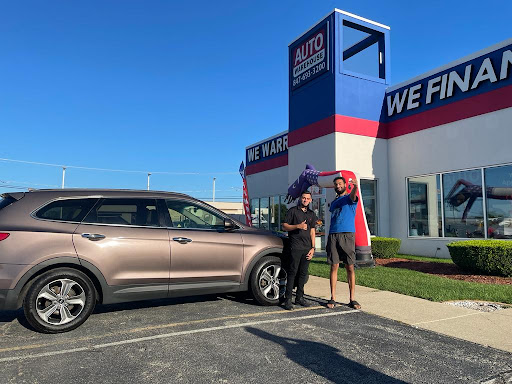 Used Car Dealer «Auto Warehouse», reviews and photos, 3375 Grand Ave, Waukegan, IL 60085, USA