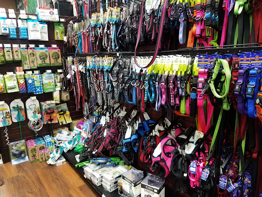 Pet Store «Pet Valu», reviews and photos, 55 Greentree Dr, Dover, DE 19904, USA