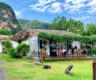 El Cuajaní - J768+5XP, Viñales, Cuba