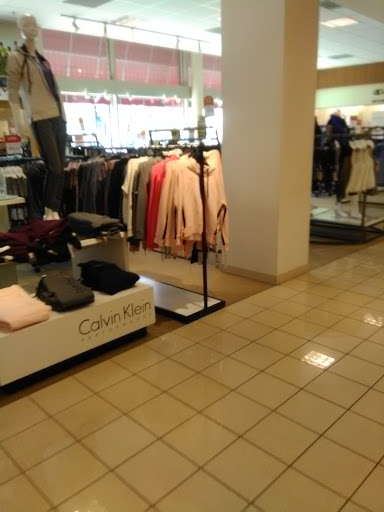 Shopping Mall «The Shops of Grand Avenue», reviews and photos, 275 W Wisconsin Ave, Milwaukee, WI 53203, USA