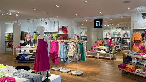 Shopping Mall «The Village at Corte Madera», reviews and photos, 1618 Redwood Hwy, Corte Madera, CA 94925, USA