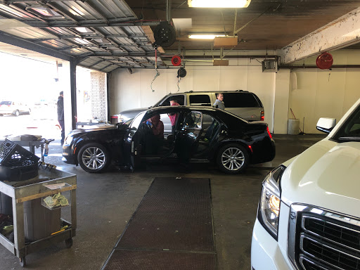VIP Car Wash en Dearborn Heights