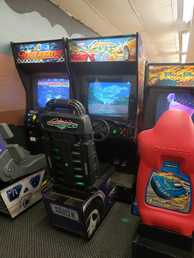 Bowling Alley «Devon Duckpin Lanes», reviews and photos, 551 Naugatuck Ave, Milford, CT 06460, USA