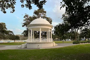 Rotunda at Balmoral Beach image