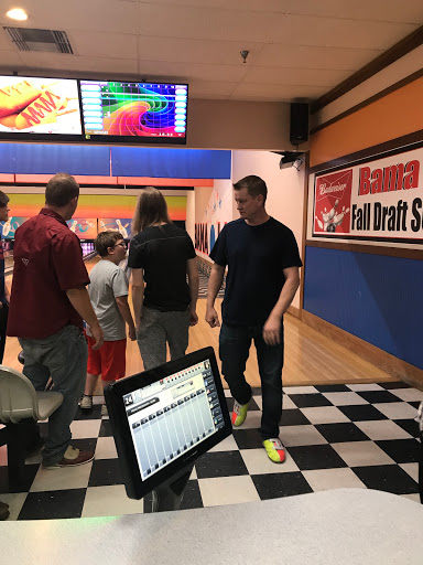 Bowling Alley «Bama Lanes», reviews and photos, 1714 E Main St, Prattville, AL 36066, USA