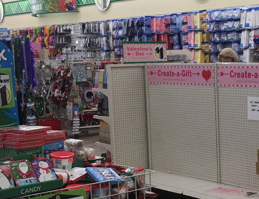 Dollar Store «Dollar Tree», reviews and photos, 21835 Pontiac Trail, South Lyon, MI 48178, USA