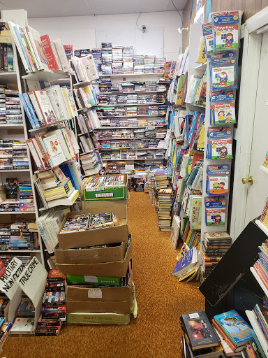 Book Store «Smith Discount Books», reviews and photos, 5237 Providence Rd, Virginia Beach, VA 23464, USA