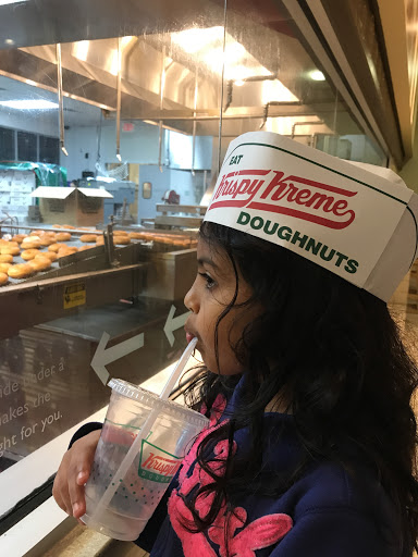 Donut Shop «Krispy Kreme», reviews and photos, 2401 Battleground Ave, Greensboro, NC 27408, USA