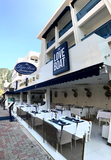 Love Boat Restaurant