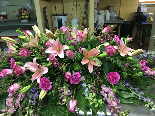 Florist «Fairview Flower Shop», reviews and photos, 1026 Sycamore Dr, Decatur, GA 30030, USA